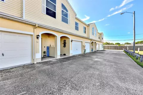 6400 46th Ave N #71, Kenneth City, FL 33709