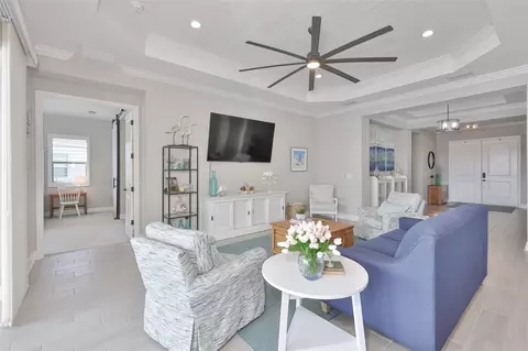 Living - 14264 Skipping Stone Loop, Parrish, FL 34219 photo 3 of 6