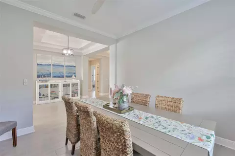 Dining - 14264 Skipping Stone Loop, Parrish, FL 34219 photo 2 of 3
