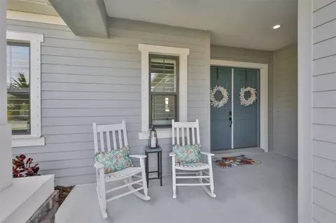 Exterior - 14264 Skipping Stone Loop, Parrish, FL 34219 photo 6 of 19