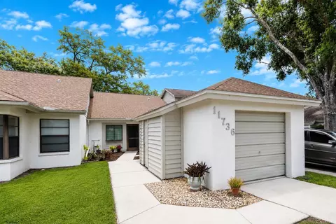 11736 Rolling Pine Ln, Port Richey, FL 34668