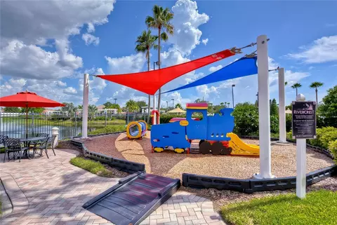 View/Area - 10983 Winter Crest Dr, Riverview, FL 33569 photo 3 of 5