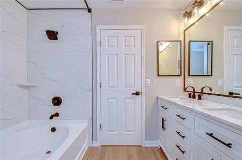 Bath - 10983 Winter Crest Dr, Riverview, FL 33569 photo 3 of 4