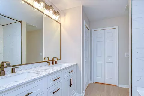Bath - 10983 Winter Crest Dr, Riverview, FL 33569 photo 2 of 4