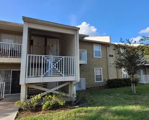 302 Lake Parsons Grn #102, Brandon, FL 33511