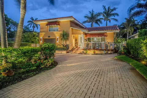 243 Snell Isle Blvd NE, Saint Petersburg, FL 33704