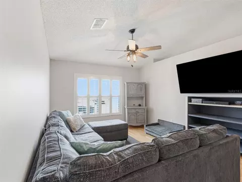 Living - 13389 Brewster Rd, Spring Hill, FL 34609 photo 3 of 3