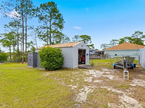 Exterior - 13389 Brewster Rd, Spring Hill, FL 34609 photo 17 of 21