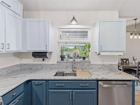 Kitchen - 13389 Brewster Rd, Spring Hill, FL 34609 photo 2 of 7