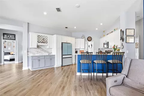 Kitchen - 10434 Nightengale Dr, Riverview, FL 33569 photo 3 of 6