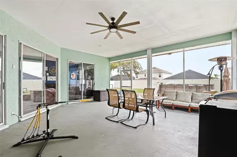 Exterior - 10434 Nightengale Dr, Riverview, FL 33569 photo 7 of 10