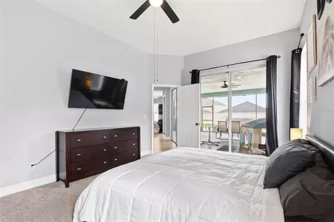 Bedroom - 10434 Nightengale Dr, Riverview, FL 33569 photo 4 of 8