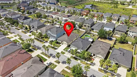 View/Area - 11218 Spring Point Cir, Riverview, FL 33579 photo 5 of 11