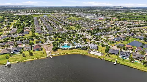 View/Area - 11218 Spring Point Cir, Riverview, FL 33579 photo 7 of 11