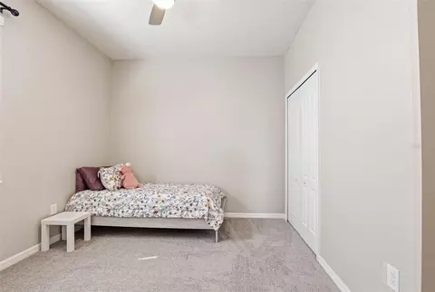 Bedroom - 11218 Spring Point Cir, Riverview, FL 33579 photo 6 of 9