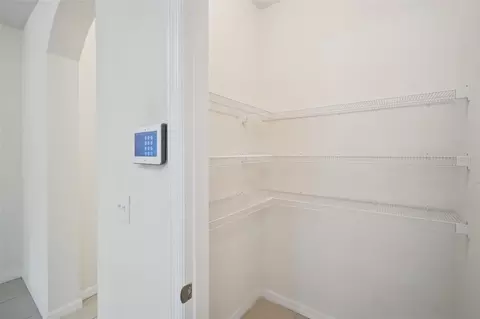 Entry Way - 8986 Indigo Trail Loop, Riverview, FL 33578 photo 6 of 9