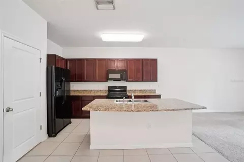 Kitchen - 8986 Indigo Trail Loop, Riverview, FL 33578 photo 1 of 2