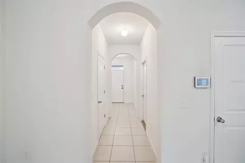 Entry Way - 8986 Indigo Trail Loop, Riverview, FL 33578 photo 1 of 9