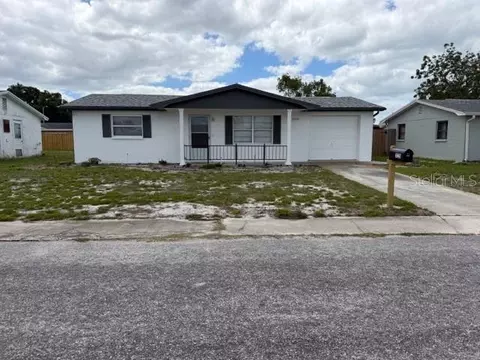 3220 Huntington Rd, Holiday, FL 34691