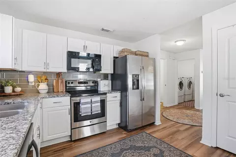 Kitchen - 12212 Wildbrook Dr, Riverview, FL 33569 photo 5 of 7