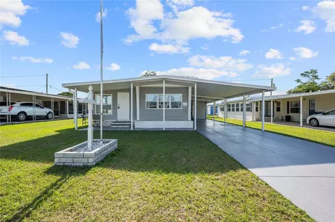 5347 Betty St, Zephyrhills, FL 33542