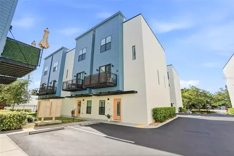 4810 W Mcelroy Ave #17, Tampa, FL 33611