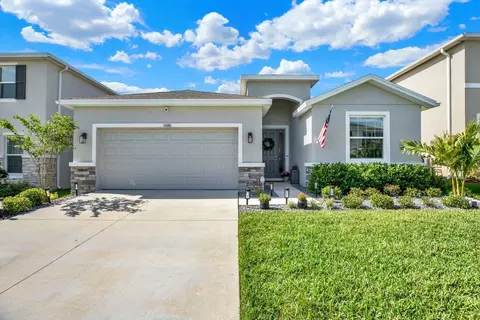 10186 Shoreline View Way, Wesley Chapel, FL 33545