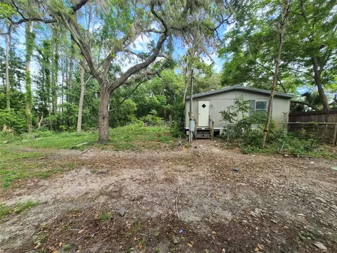 9260 Lake Dr, New Port Richey, FL 34654