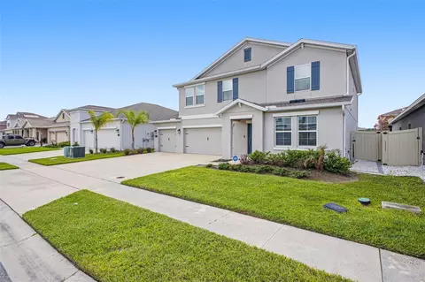 800 Hitch Loop, Saint Cloud, FL 34772 photo 3