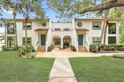 500 Santa Cruz Pl NE #D, Saint Petersburg, FL 33703