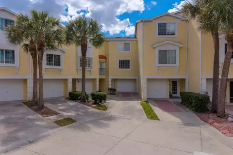 138 Brent Cir, Oldsmar, FL 34677