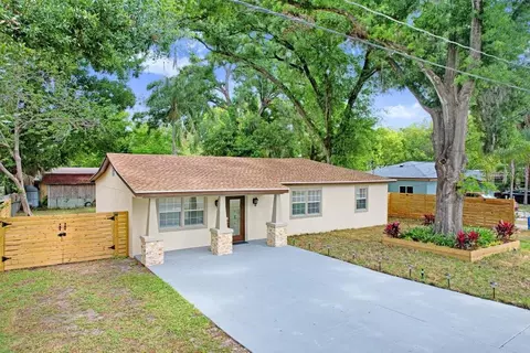 906 Woodlawn Ave, Plant City, FL 33563