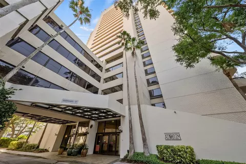 2413 Bayshore Blvd #803, Tampa, FL 33629