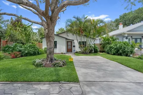 165 19th Ave SE, Saint Petersburg, FL 33705