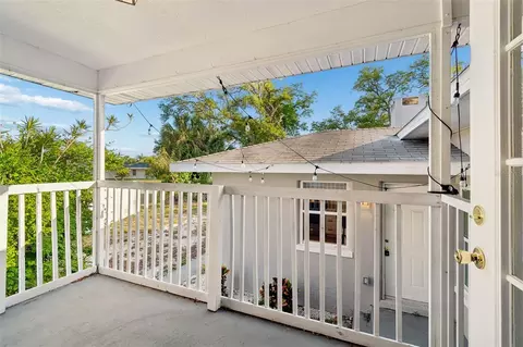 Exterior - 125 Harbor Bluff Dr, Largo, FL 33770 photo 9 of 18