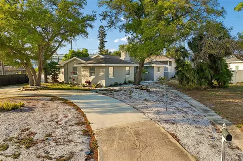 Exterior - 125 Harbor Bluff Dr, Largo, FL 33770 photo 15 of 18