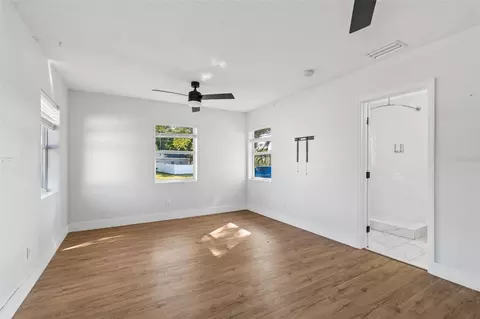 Bedroom - 125 Harbor Bluff Dr, Largo, FL 33770 photo 2 of 16
