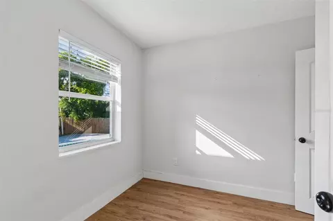 Bedroom - 125 Harbor Bluff Dr, Largo, FL 33770 photo 11 of 16