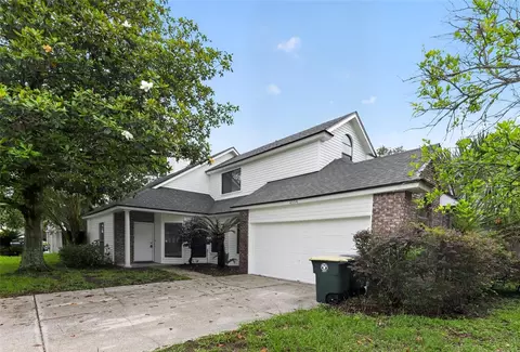 2994 Lantana Lakes Dr E, Jacksonville, FL 32246