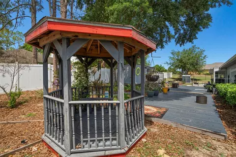 Exterior - 6702 Josie Dr, Seffner, FL 33584 photo 8 of 19