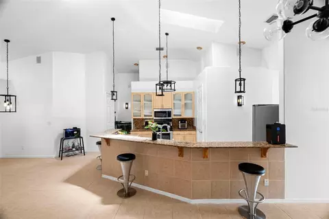 Kitchen - 6702 Josie Dr, Seffner, FL 33584 photo 1 of 10