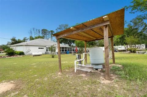 Exterior - 6702 Josie Dr, Seffner, FL 33584 photo 15 of 19