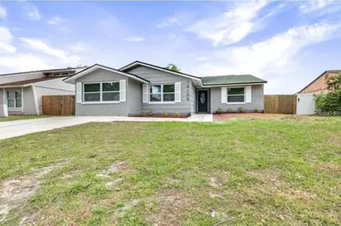 16108 Foxfire Dr, Tampa, FL 33618