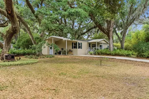 9101 Wood Terrace Dr, Tampa, FL 33637