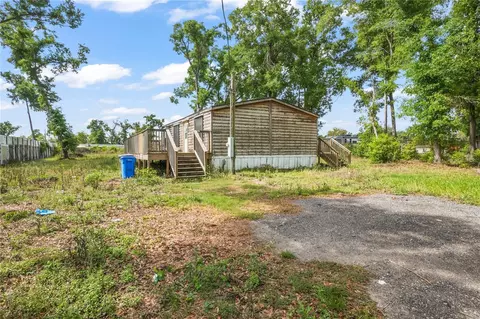 128 Pernell Johnson Dr, Seffner, FL 33584