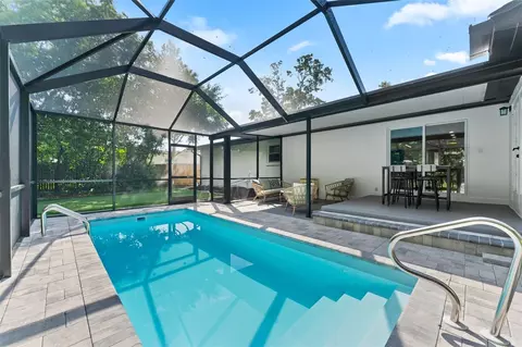 1830 Lakeview Rd, Clearwater, FL 33764
