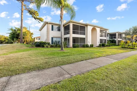 3402 Latania Dr #321, Tampa, FL 33618