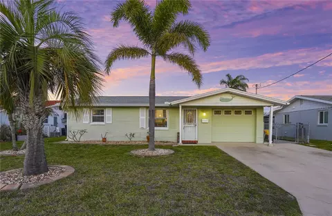 12532 5th Isle, Hudson, FL 34667