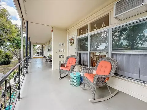 4051 58th St N #239C, Saint Petersburg, FL 33709