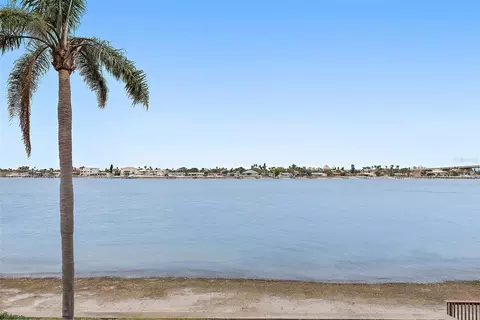 6085 Bahia Del Mar Cir #272, Saint Petersburg, FL 33715